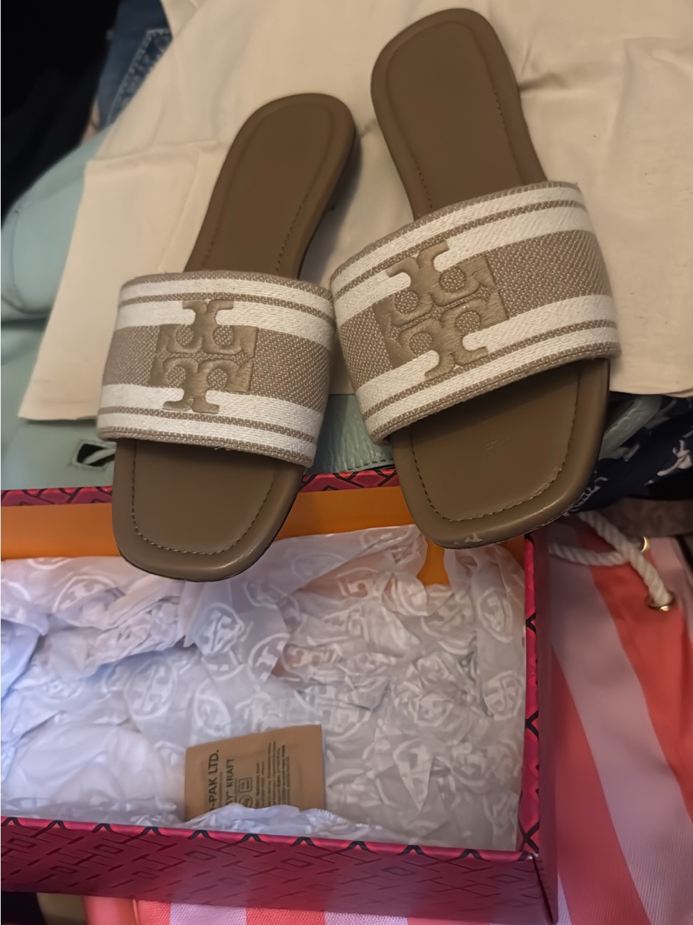 TORY BURCH